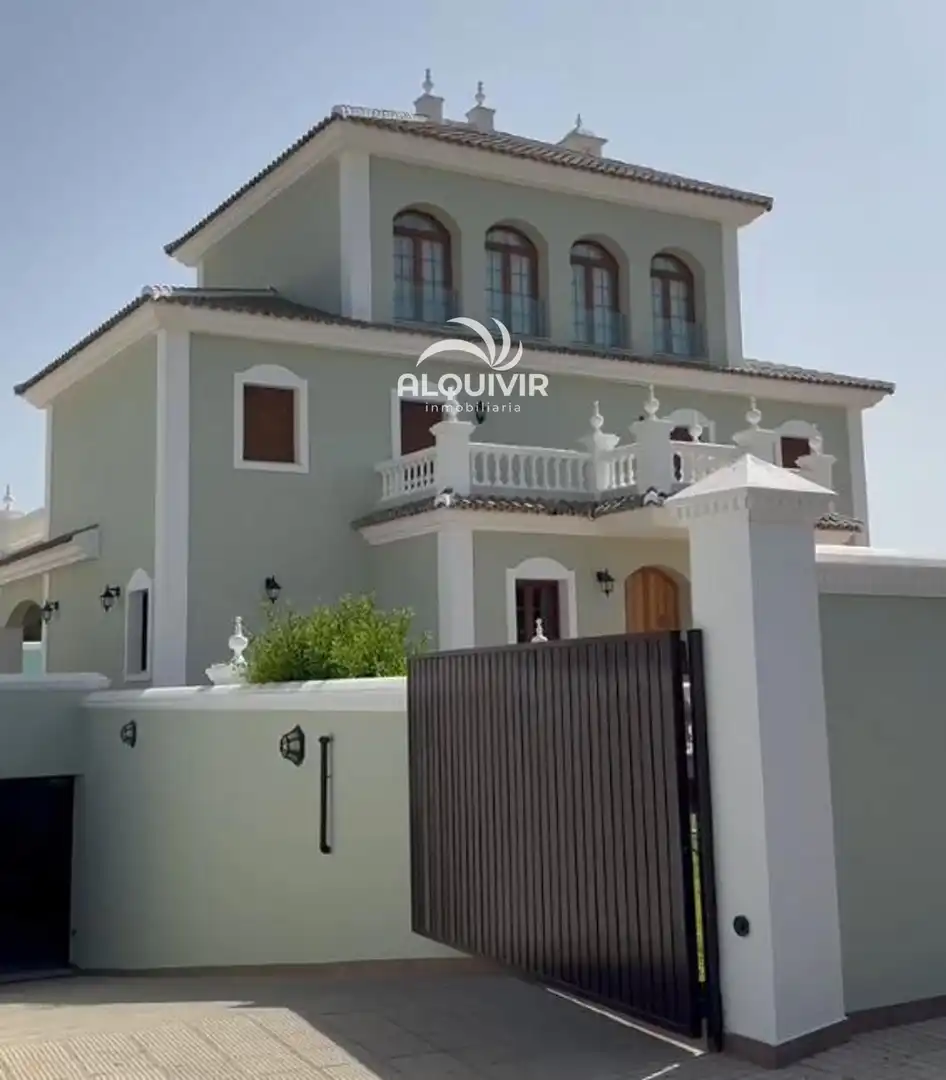 Villa avec piscine à vendre à Matalascañas