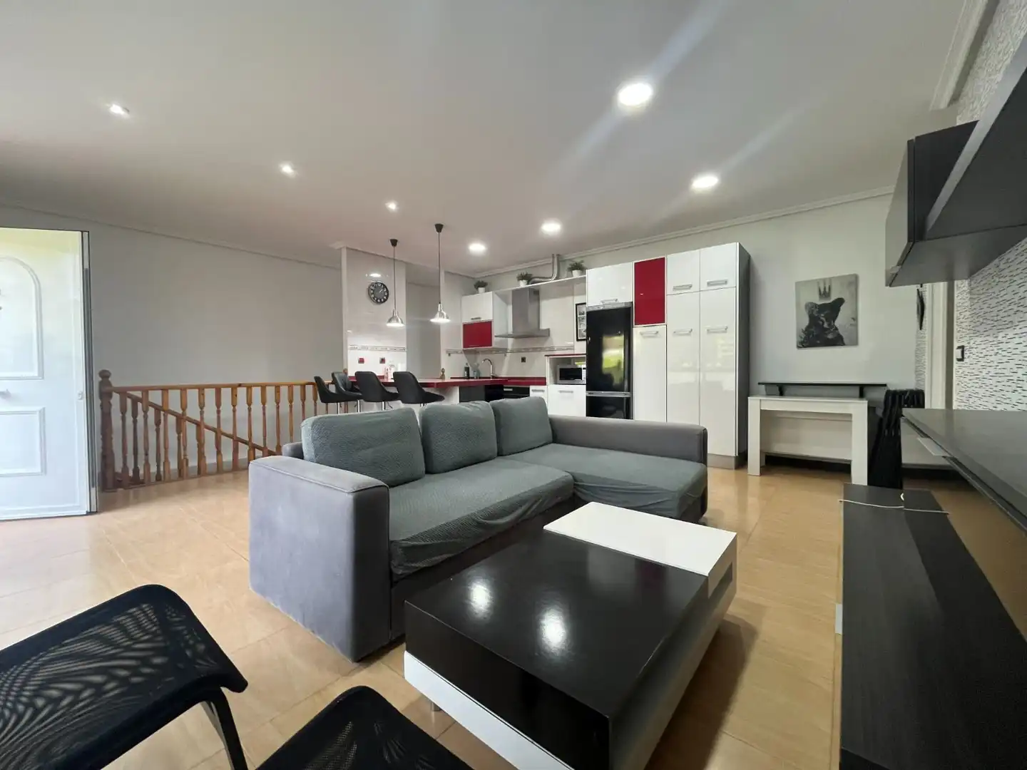 Sala de estar de Casa o chalet en venta en Castro-Urdiales con Calefacción, Terraza y Trastero