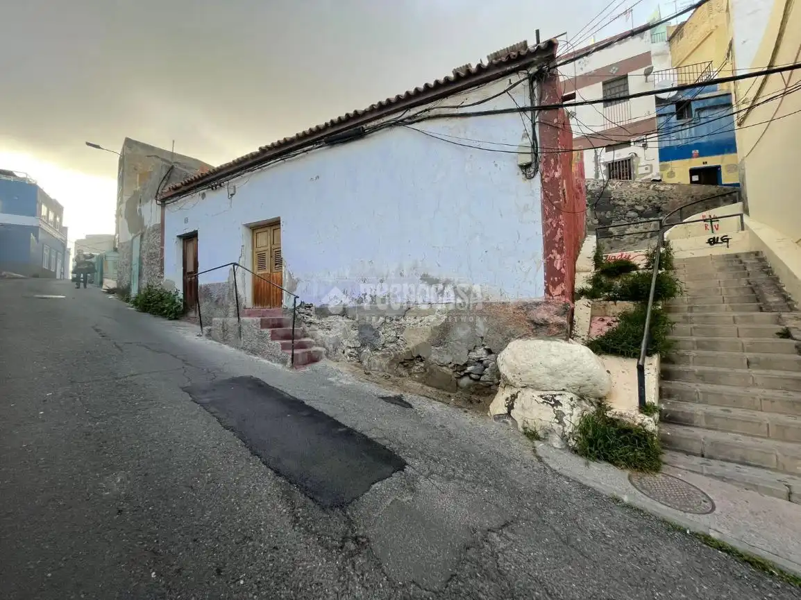Vista exterior de Casa o xalet en venda en Las Palmas de Gran Canaria