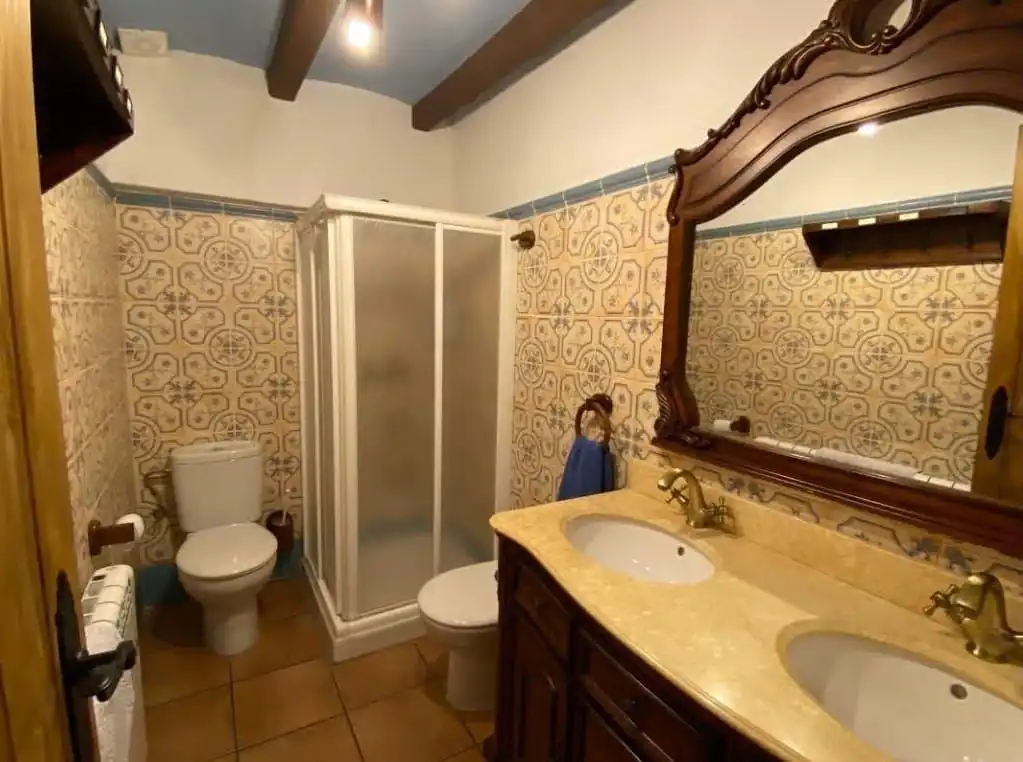 Bathroom of Houses for sale in Mosqueruela  with Storage room and Balcony