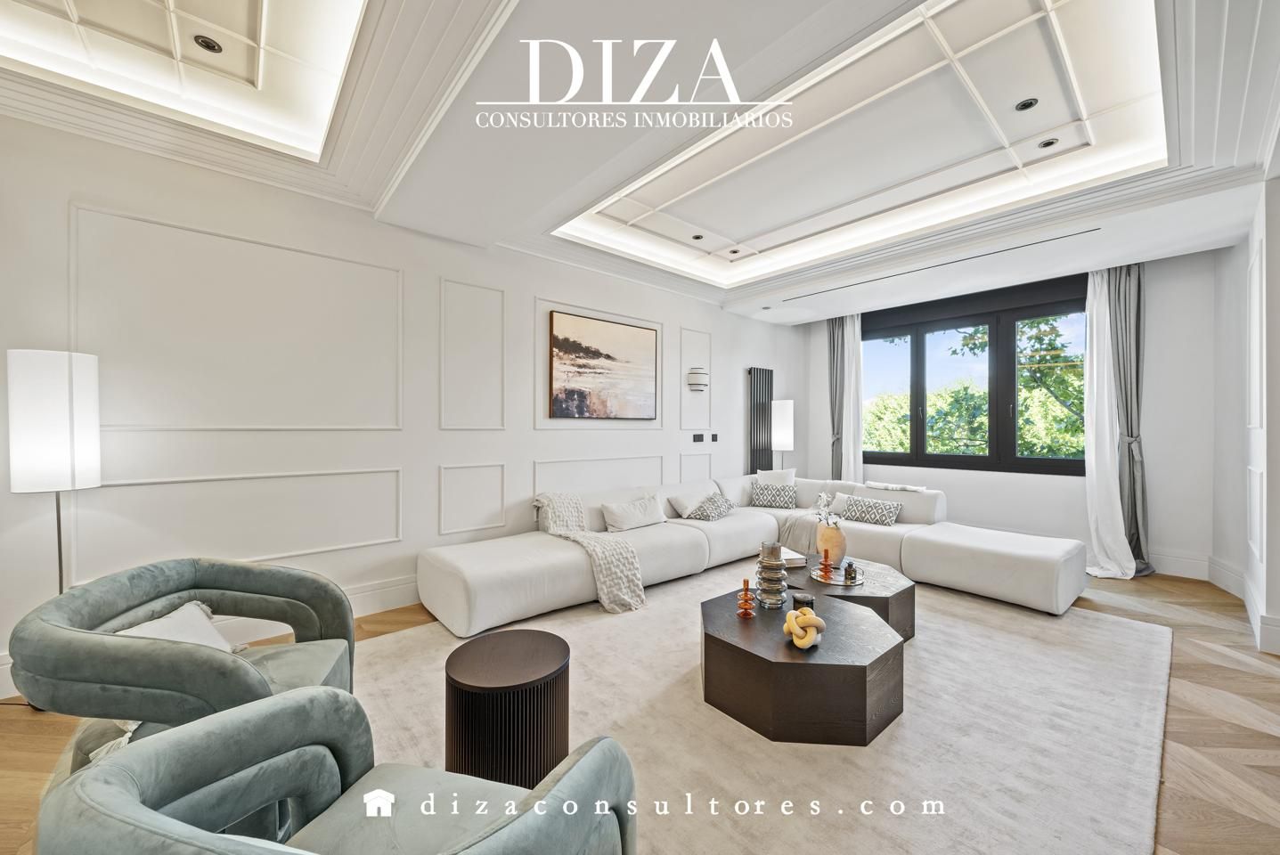 Living room of Flat for sale in  Madrid Capital  with Air Conditioner, Heating and Terrace