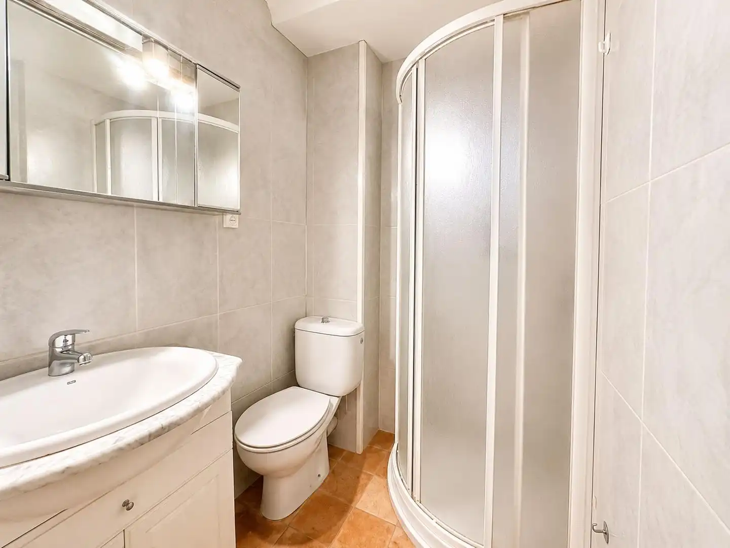 Bathroom of Flat for sale in Navalmoral