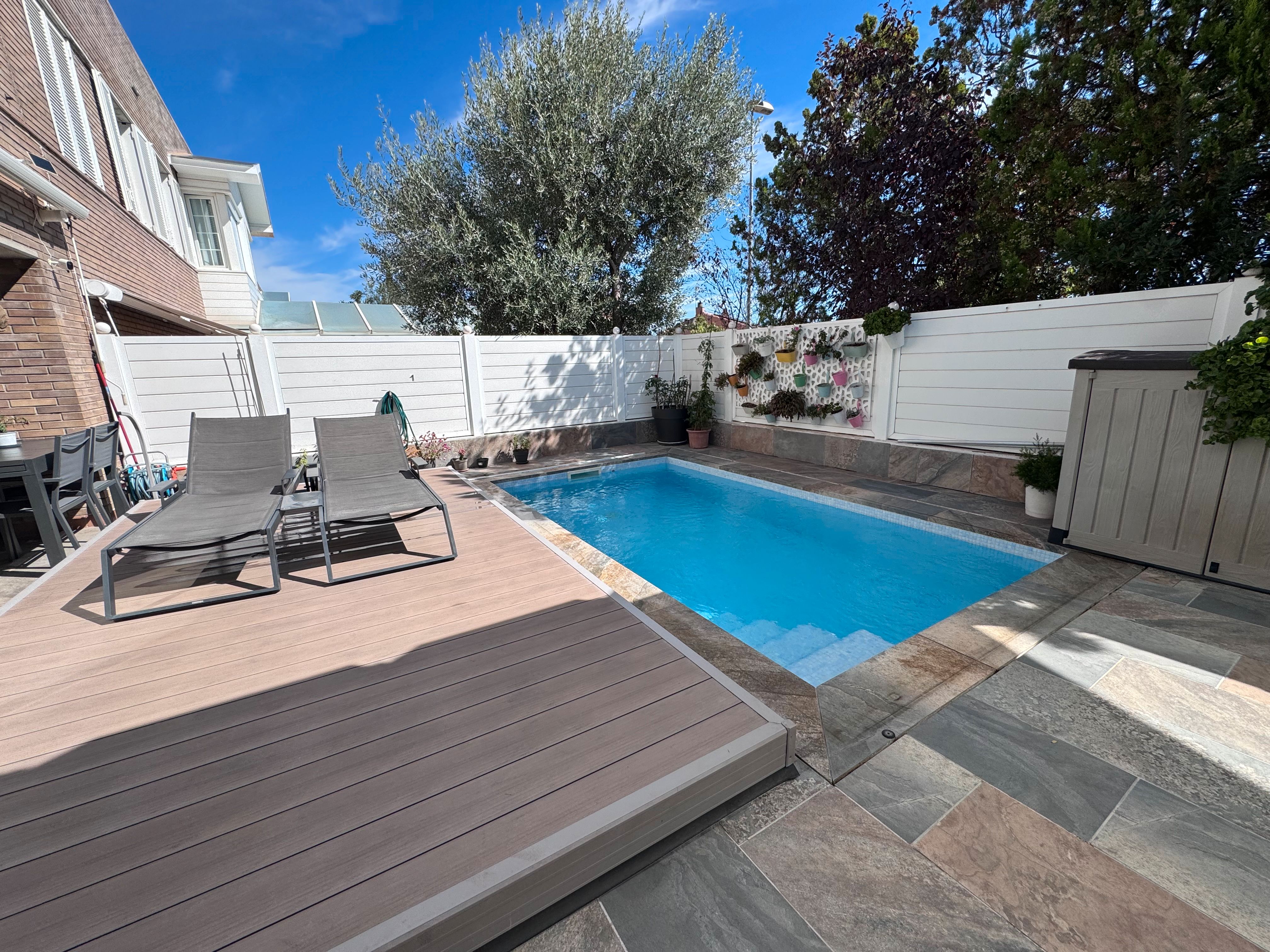 Piscina de Casa adosada de lloguer en Sant Quirze del Vallès amb Calefacció