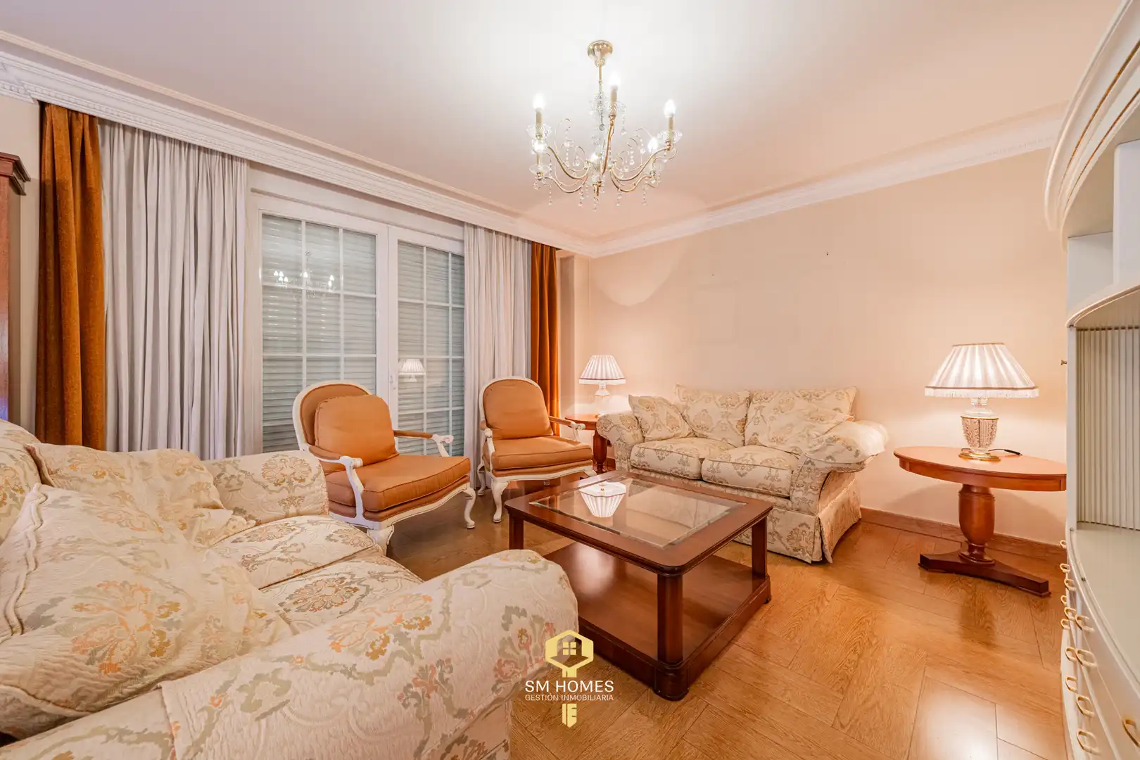 Sala de estar de Casa adosada en venta en Coslada con Calefacción, Jardín privado y Terraza