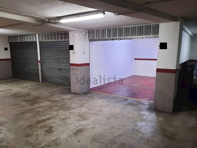 Garaje en Alquiler en Avenida Otero Pedrayo, 40 en Universidad