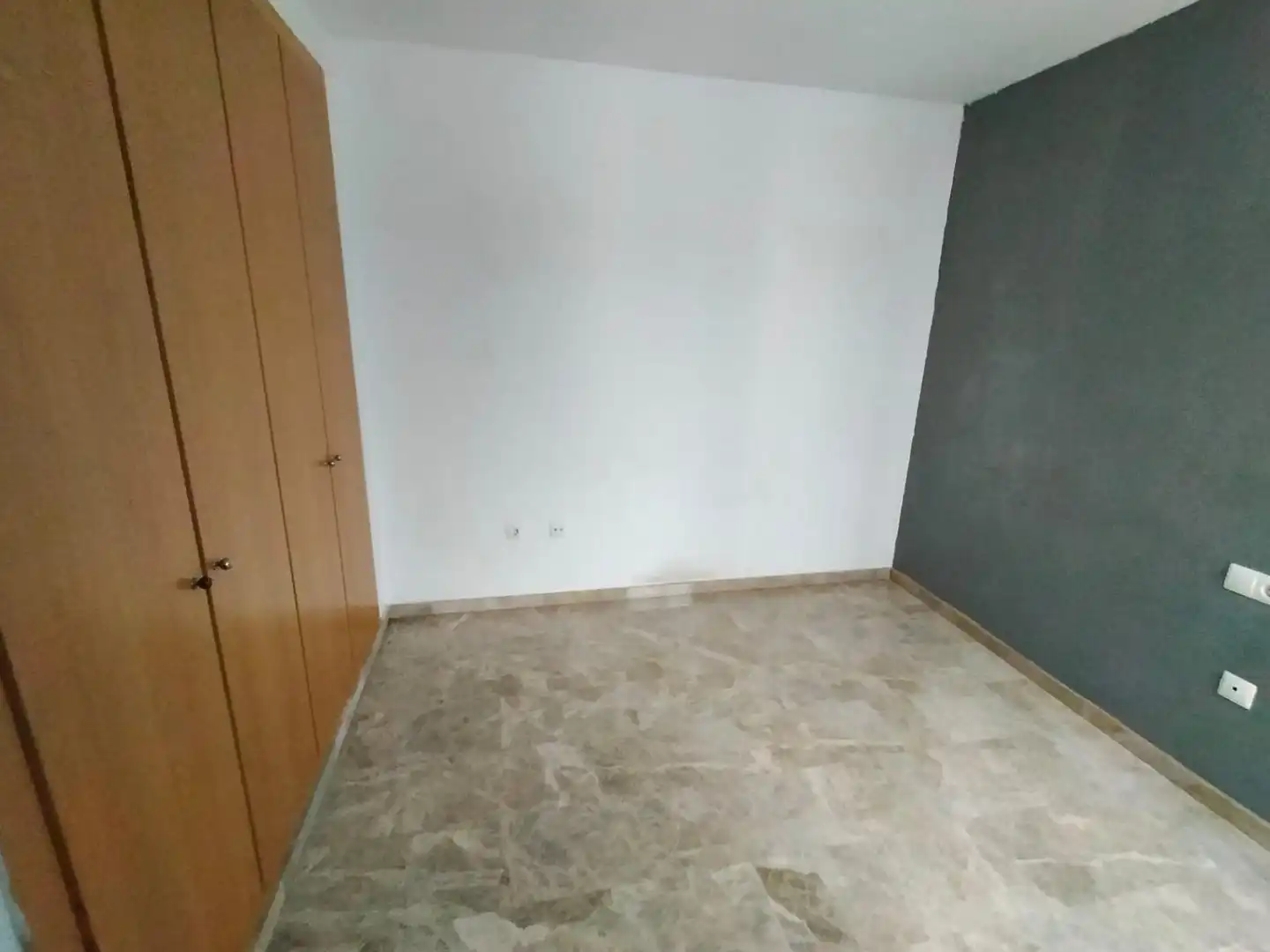Flat for sale in Montserrat  with Alarm