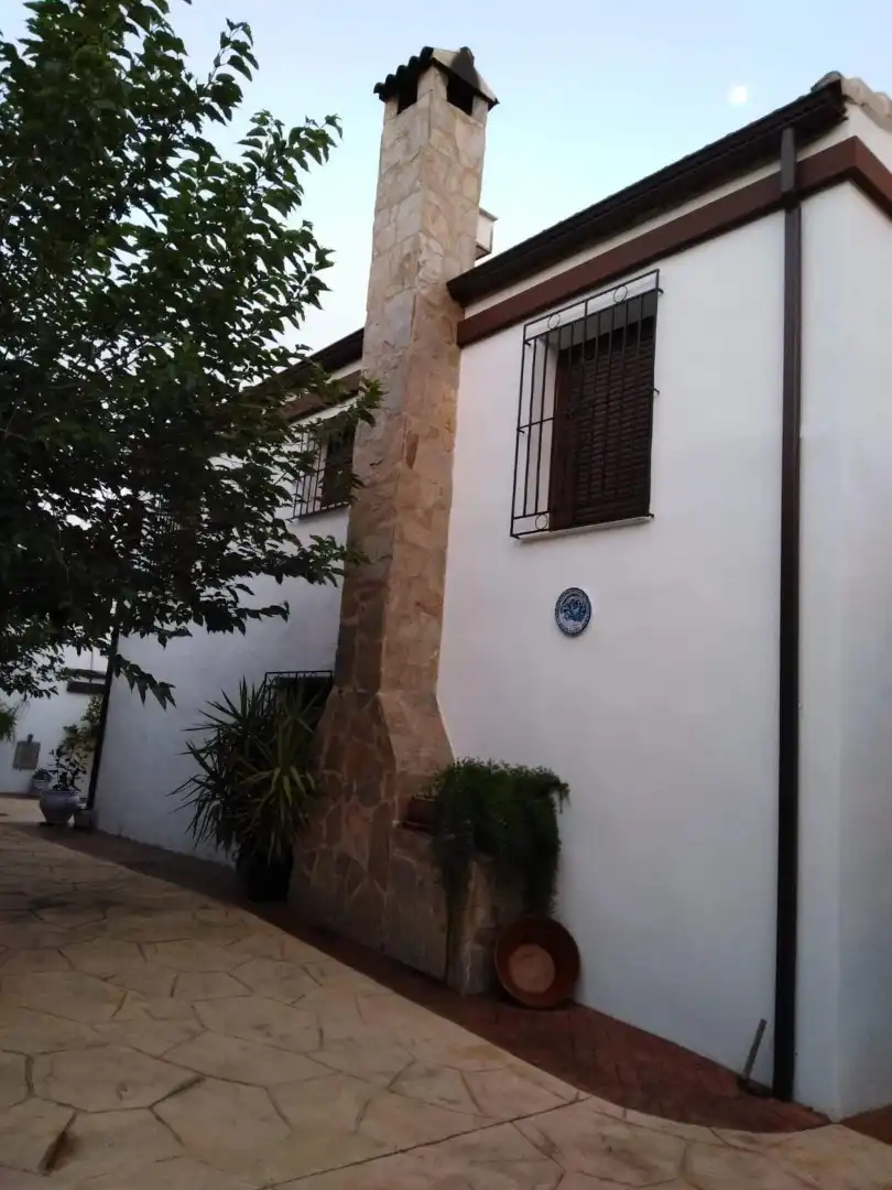 Exterior view of Houses for sale in Jaén  with Air Conditioner and Furnished
