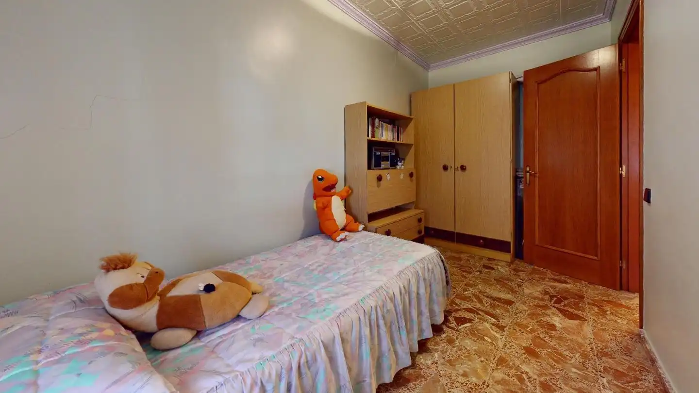 Dormitori de Casa o xalet en venda en Viladecans amb Jardí privat i Terrassa