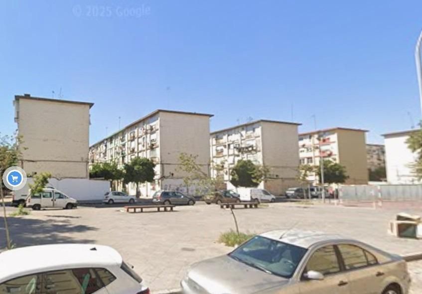 Vista exterior de Piso en venta en  Sevilla Capital