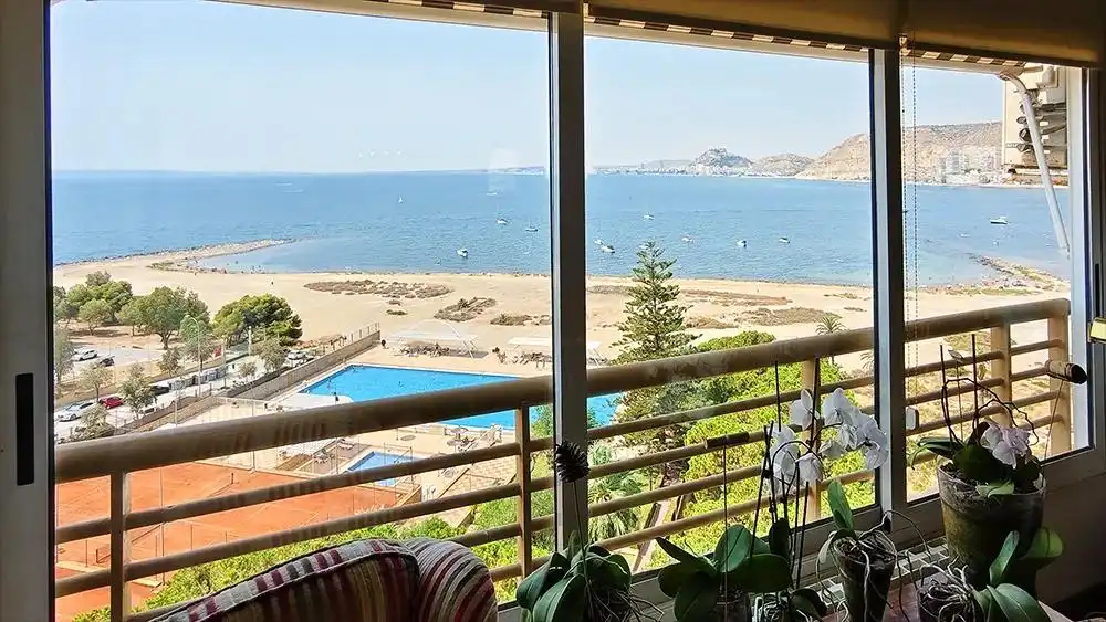 Terrassa de Pis en venda en Alicante / Alacant amb Aire condicionat, Calefacció i Jardí privat