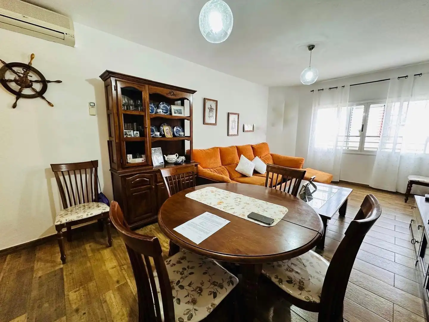 Sala d'estar de Apartament en venda en Santa Lucía de Tirajana amb Aire condicionat i Moblat