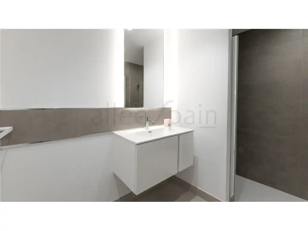 Bany de Casa o xalet en venda en Benalmádena amb Aire condicionat, Piscina i Moblat