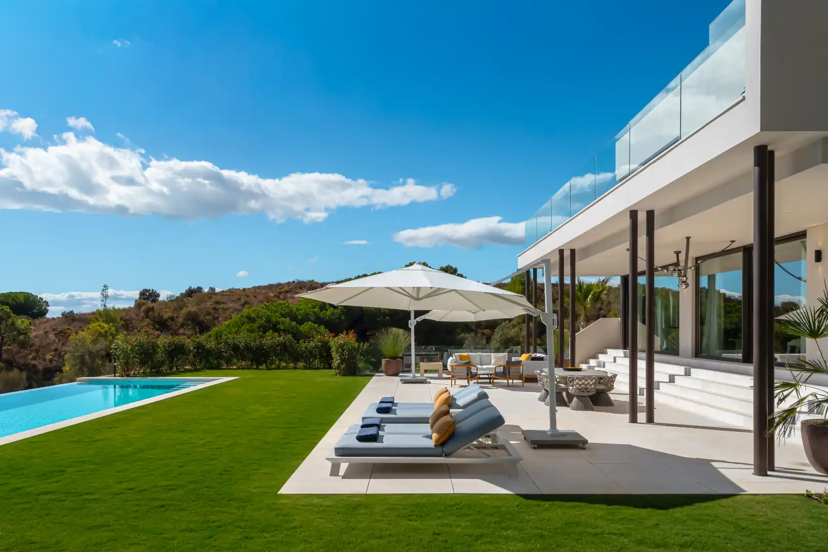Villa mit Terrasse zum Verkauf in Urbanización Marbella Hill Club 18A, imagen 6