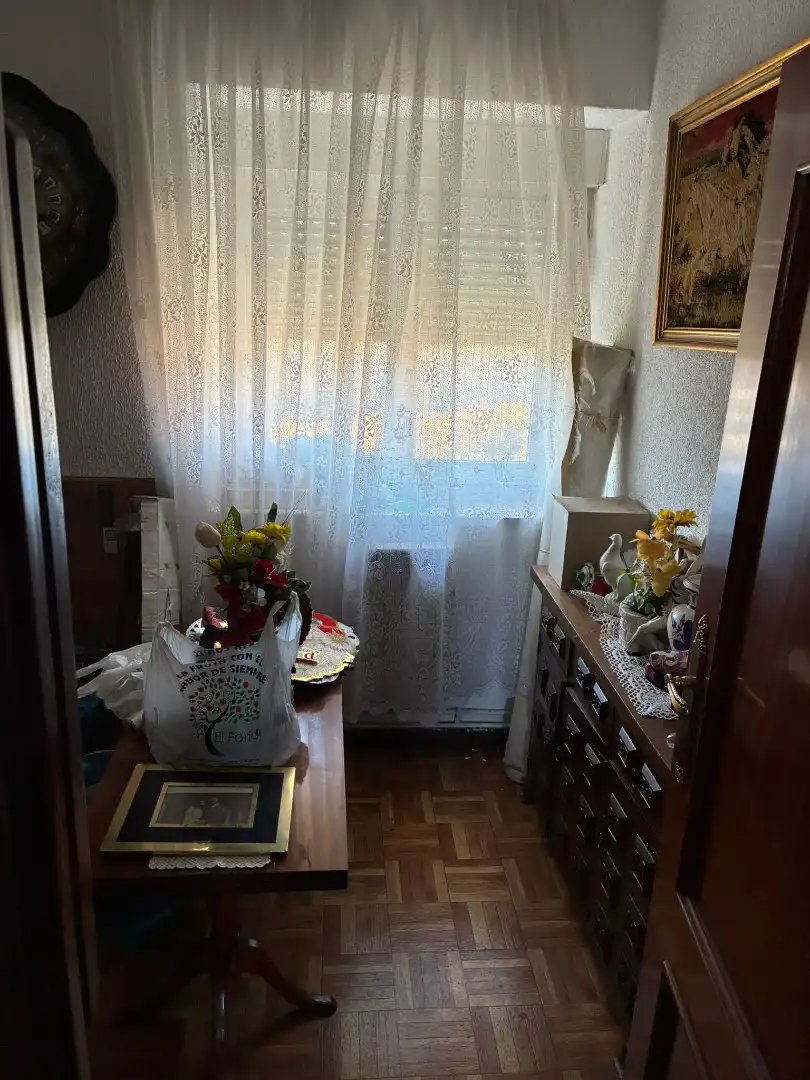 Comedor de Piso en venta en Reinosa con Calefacción, Terraza y Amueblado