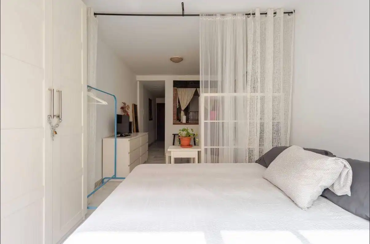 Schlafzimmer von Wohnungen zum Verkauf in Rincón de la Victoria mit Klimaanlage, Terrasse und Möbliert