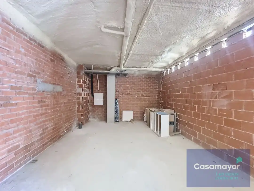 Local comercial de lloguer a Plaza del Papa Juan Pablo II, imagen 2