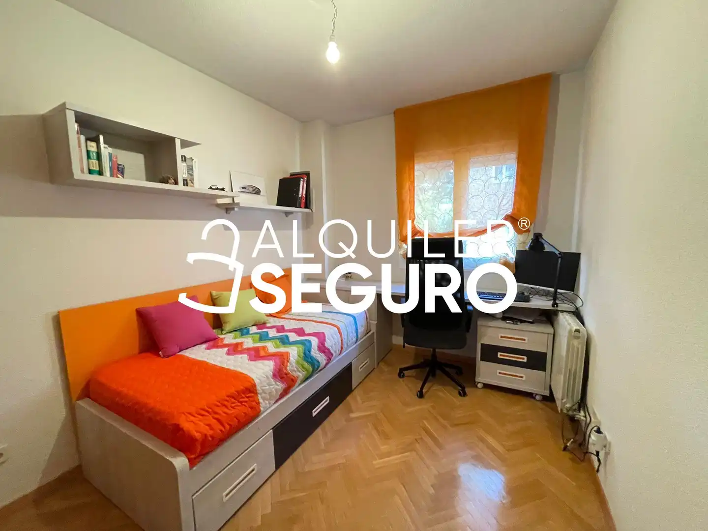 Habitación de Piso de alquiler en Madrid con Calefacción, Trastero y Piscina