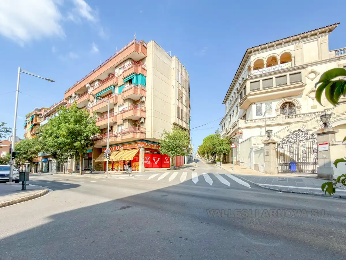 Vista exterior de Piso en venta en Mollet del Vallès con Calefacción y Balcón