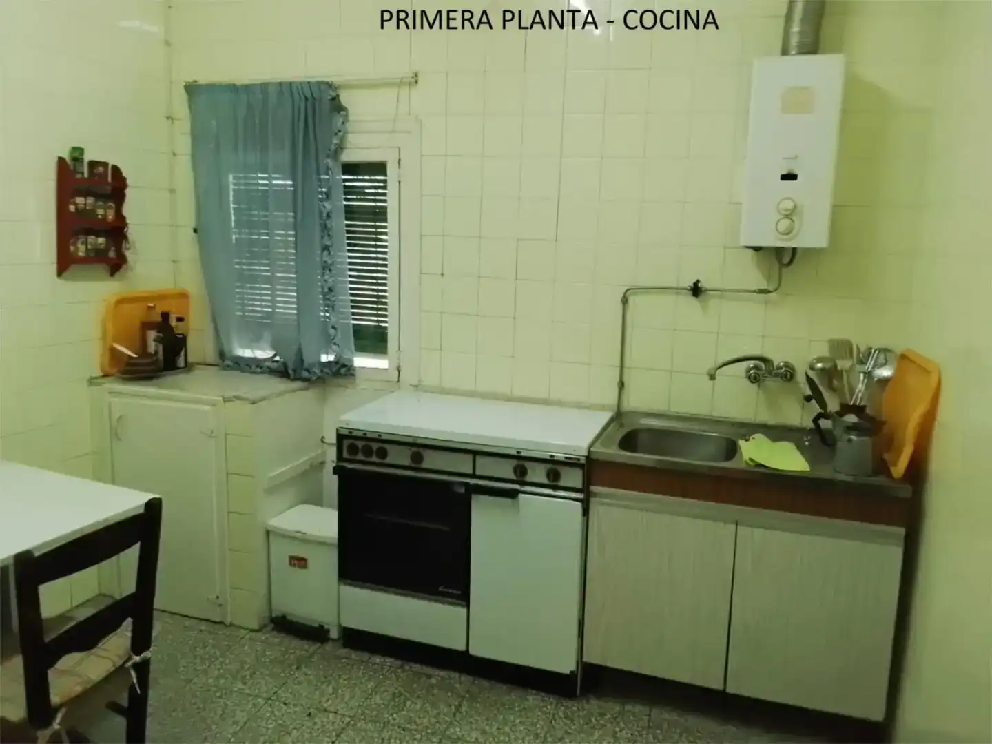 Cuina de Casa adosada en venda en Carenas amb Aire condicionat, Moblat i Balcó