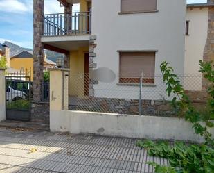 Exterior view of House or chalet for sale in Organyà