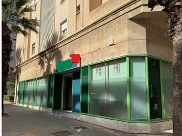 Local comercial en venda a HAMLET (JUNTO A CARREFOUR-ALAMEDA)