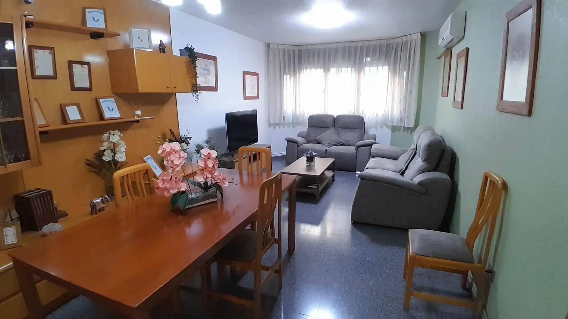 Sala d'estar de Pis en venda en Yecla amb Aire condicionat, Calefacció i Traster