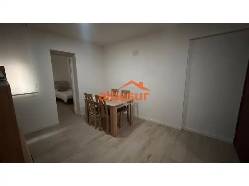 Appartamento in affitto a Calle José María Valdenebro 11, imagen 4