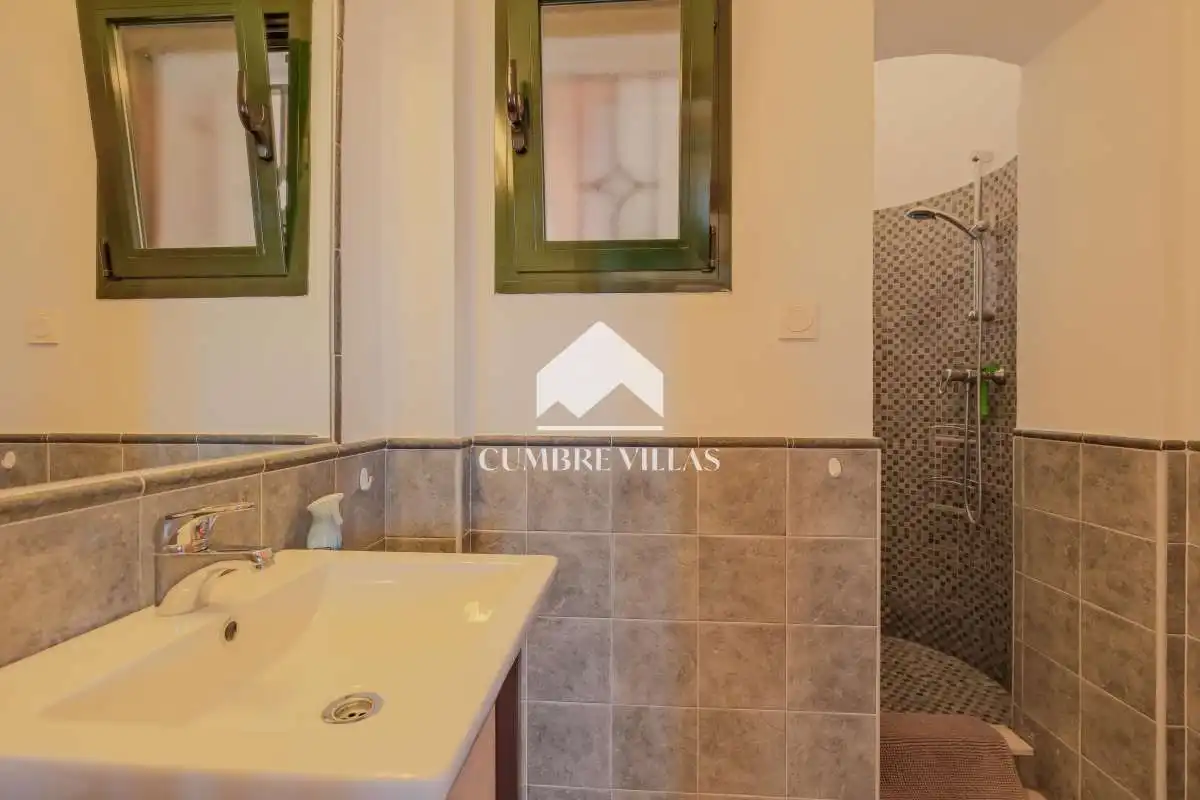 Baño de Casa o chalet en venta en Almuñécar con Terraza, Amueblado y Internet