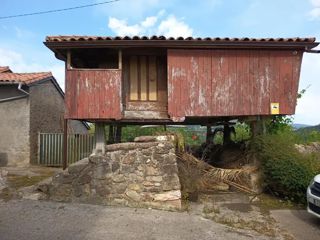 Vista exterior de Casa o xalet en venda en Llanera amb Moblat