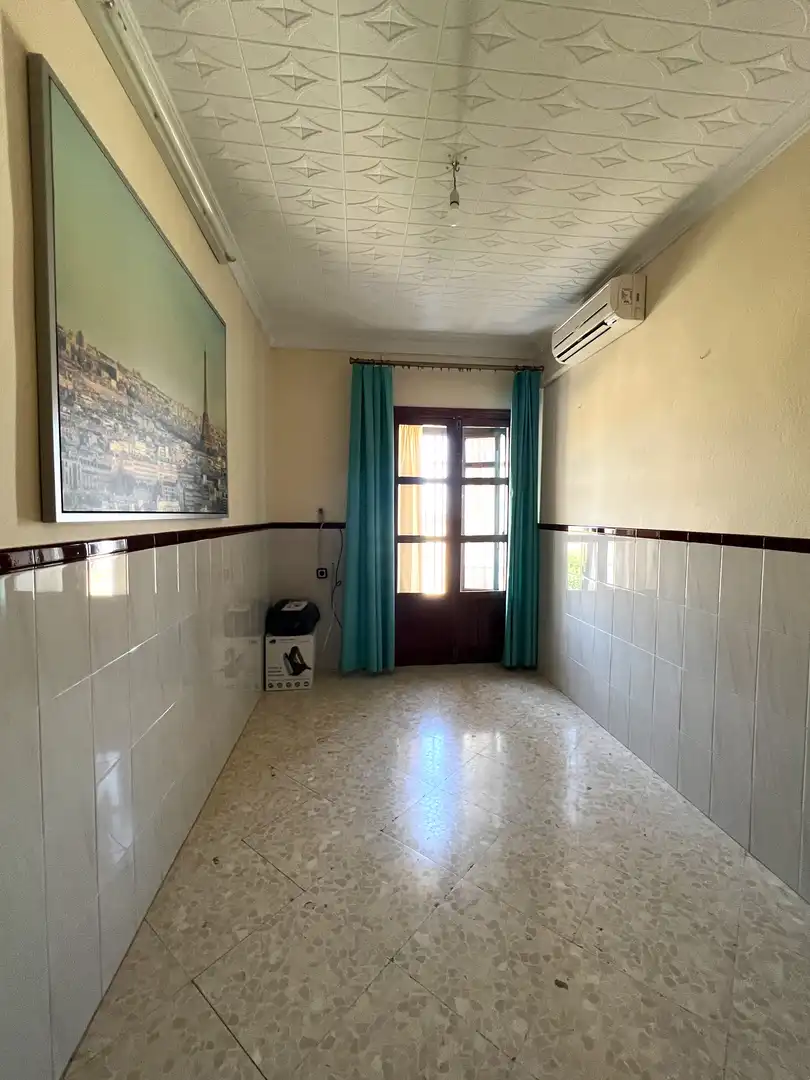 Houses for sale in Estepa  with Air Conditioner, Terrace and Storage room