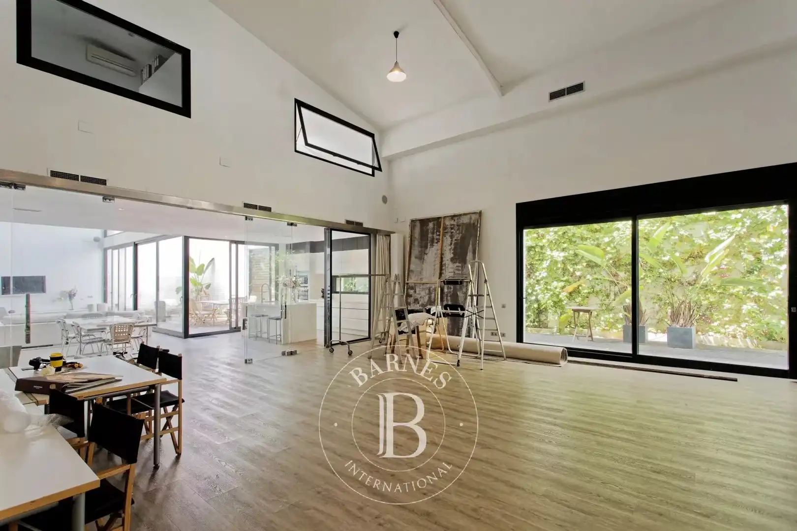 Loft zum Verkauf in Barcelona mit Klimaanlage, Heizung und Terrasse