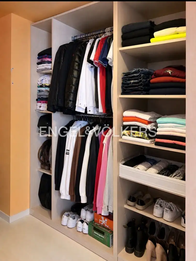 Piso en venta en Vilanova i la Geltrú con Aire acondicionado, Calefacción y Trastero