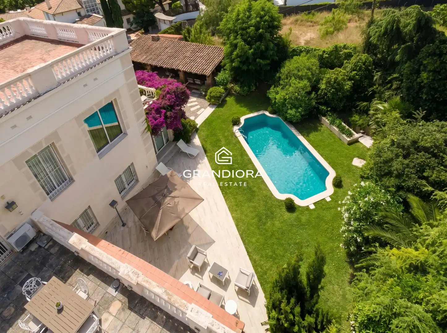 Garden of Houses for sale in El Masnou  with Air Conditioner, Terrace and Swimming Pool