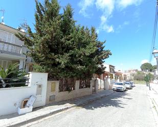 Vista exterior de Casa o xalet en venda en Castellet i la Gornal amb Calefacció