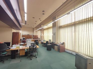 Business premises for sale in Avenida Zumalakarregi