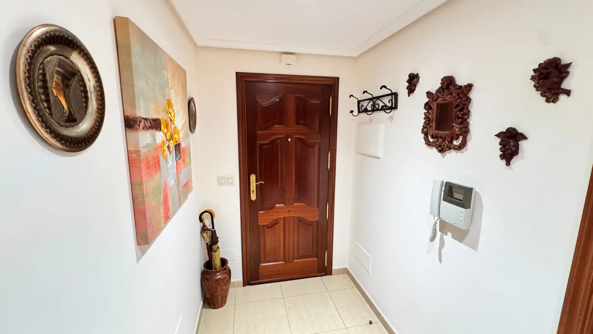 Wohnung zum Verkauf in Arteixo mit Heizung, Parkett und Terrasse