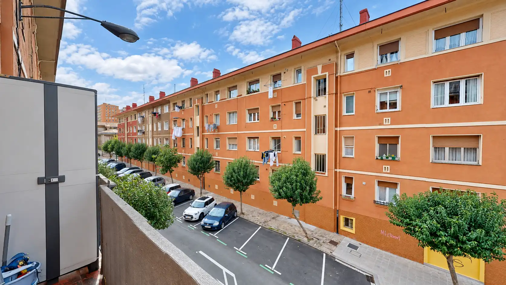 Vista exterior de Piso en venta en Bilbao  con Calefacción y Terraza