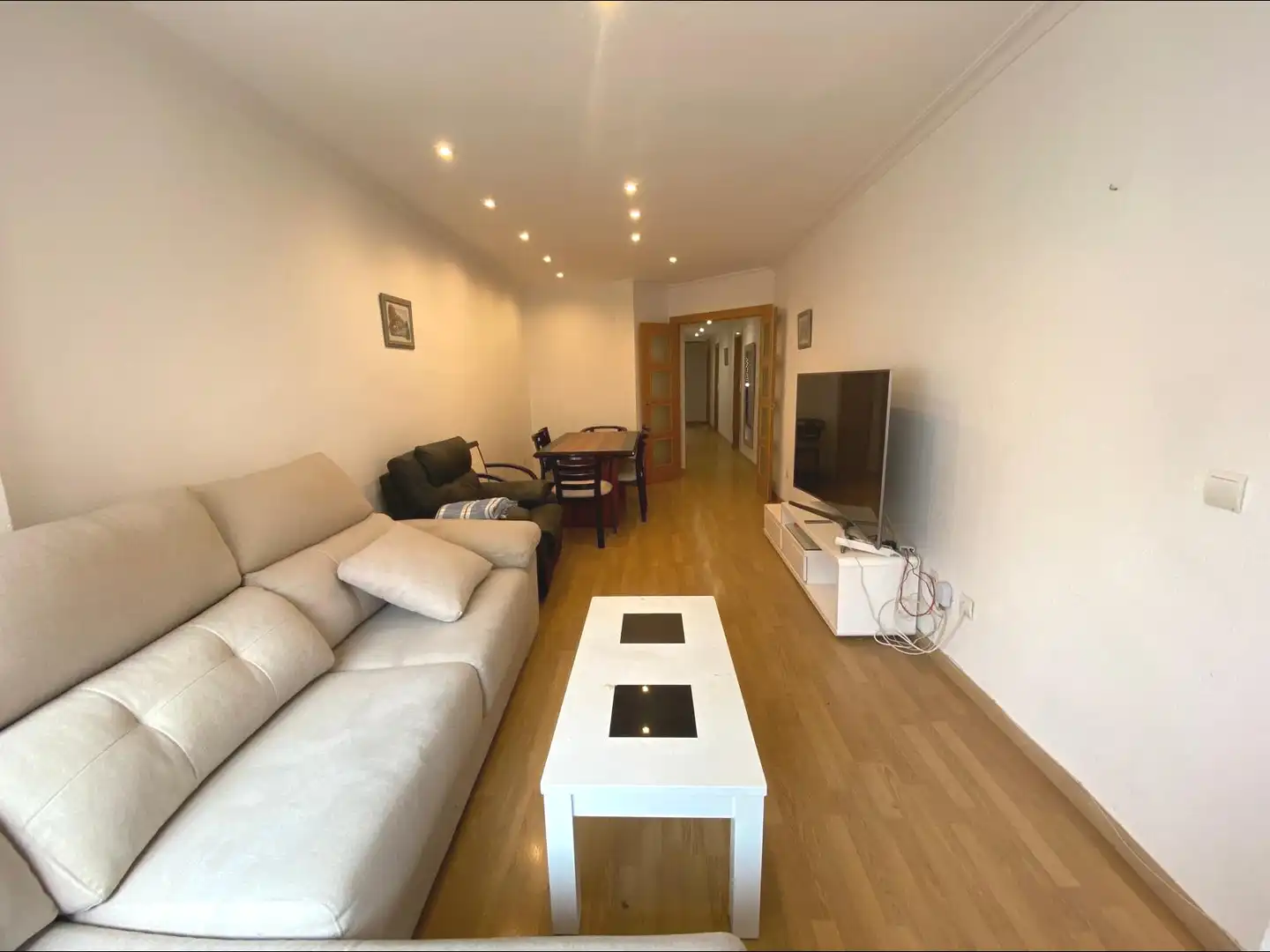 Sala de estar de Piso de alquiler en Alicante / Alacant con Aire acondicionado, Amueblado y Balcón
