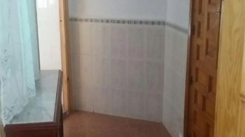Foto 2 de Casa adosada en venda a Calle Miguel de Cervantes, 31, Salobre, Albacete
