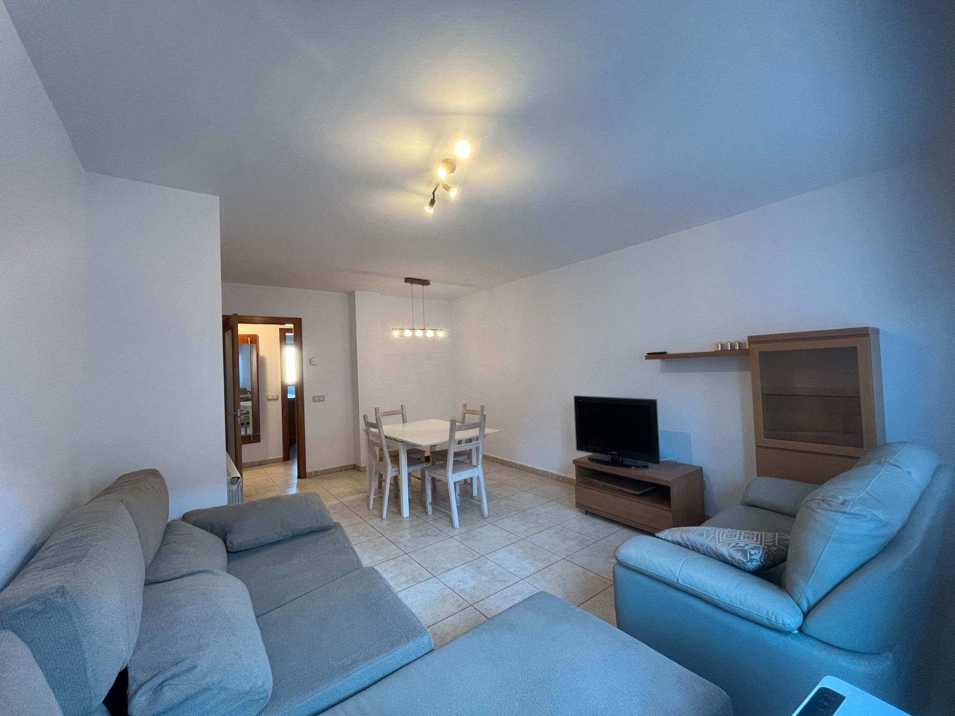 Sala d'estar de Pis de lloguer en Sant Feliu de Guíxols amb Calefacció, Moblat i Forn