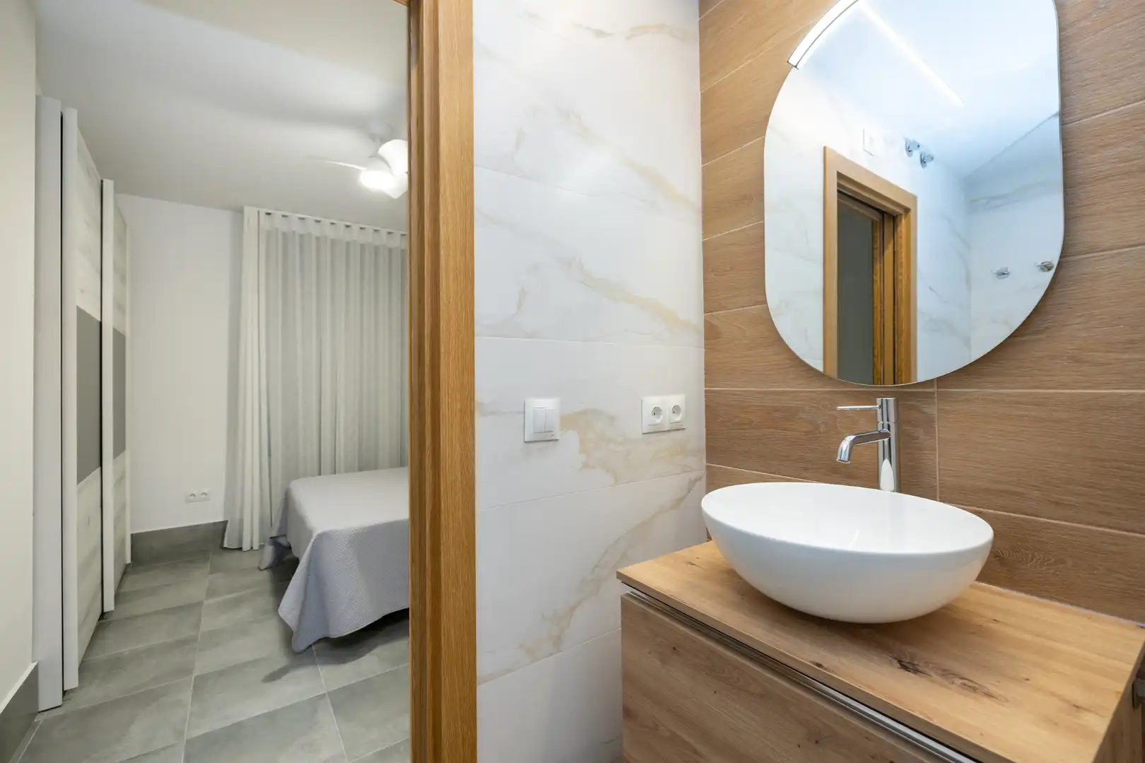 Badezimmer von Wohnung zur Miete in Granada mit Klimaanlage, Heizung und Möbliert