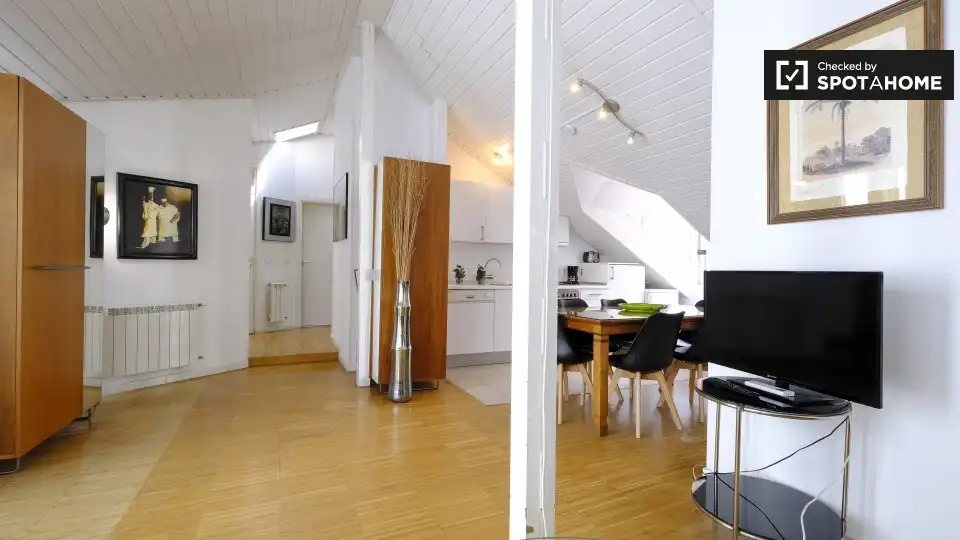 Room in Sol