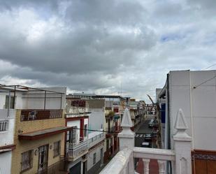 Vista exterior de Casa o xalet en venda en  Sevilla Capital