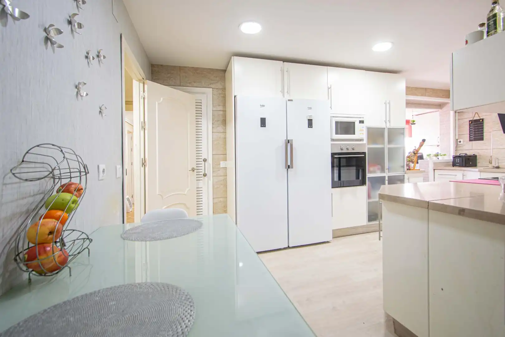 Kitchen of Attic for sale in Sevilla  with Air Conditioner, Heating and Parquet flooring