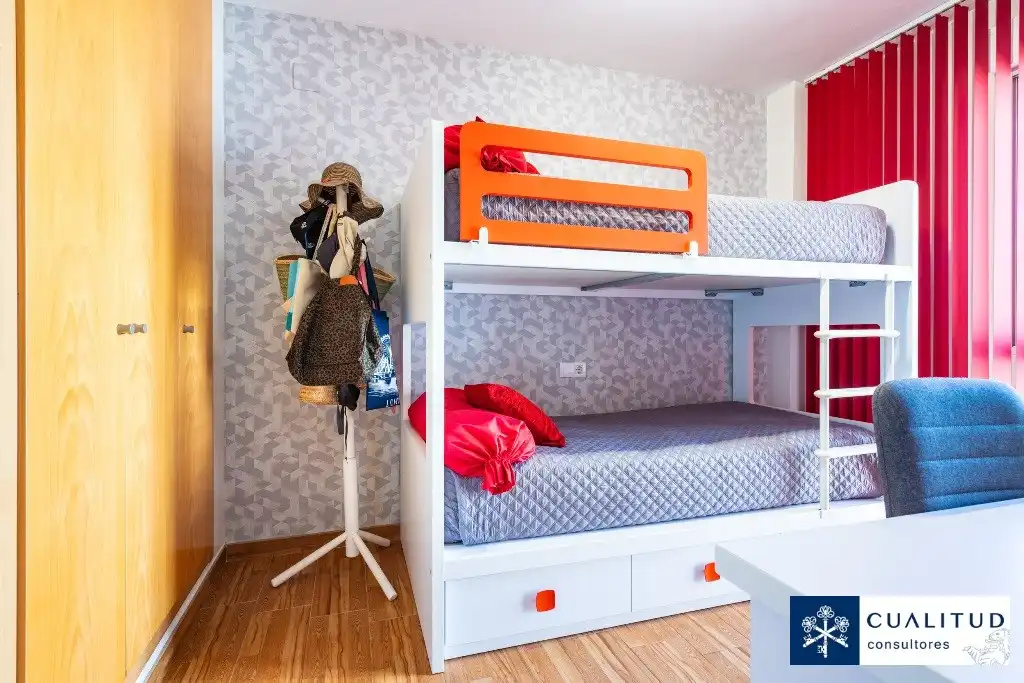 Bedroom of Flat for sale in Benicasim / Benicàssim  with Storage room