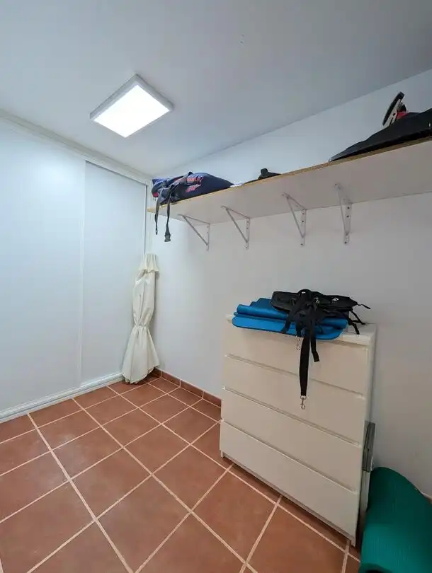 Casa adosada de alquiler en La Línea de la Concepción con Aire acondicionado, Calefacción y Jardín privado
