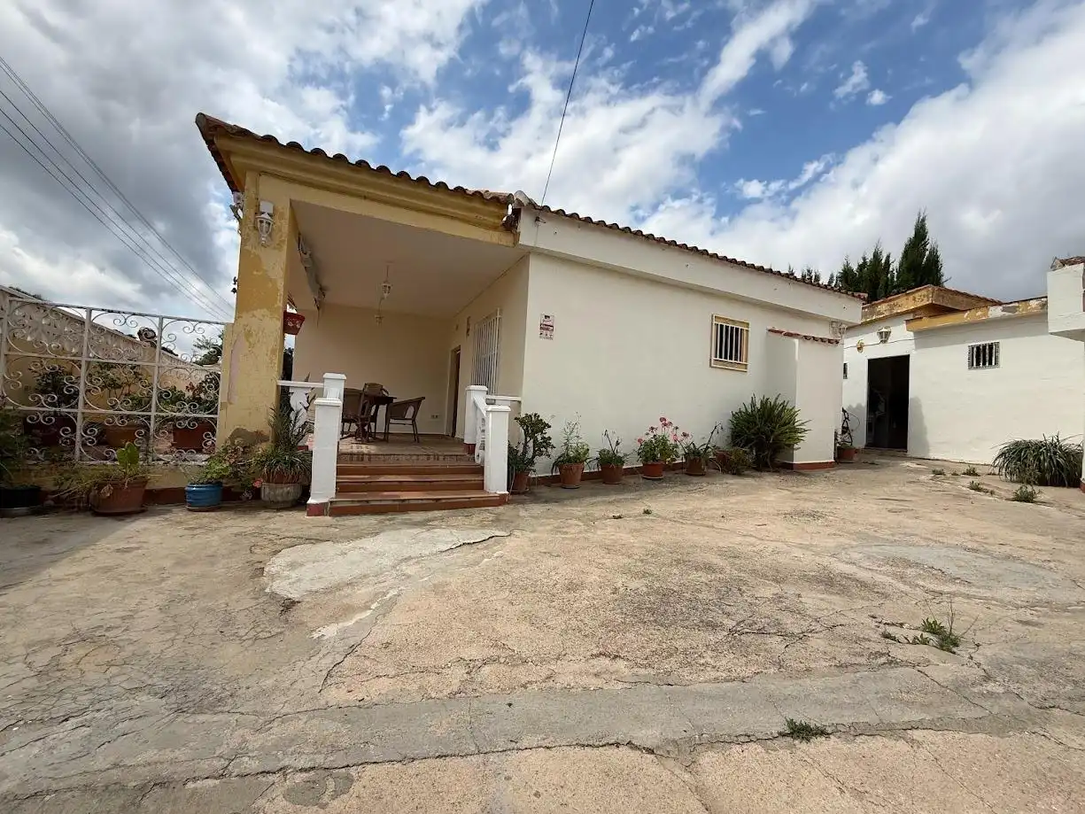 Detached house with pool for sale in Montserrat, imagen 6