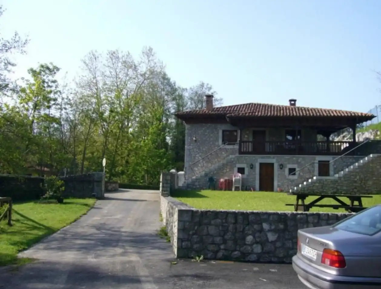 Casa con terraza en venta en Pría - Nueva-Hontoria - Naves, imagen 2