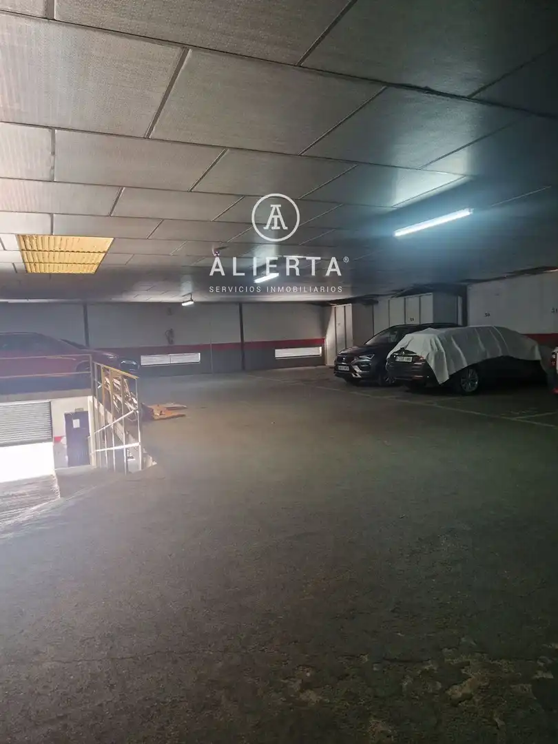 Garaje en venta en Polígono Argualas, Casablanca