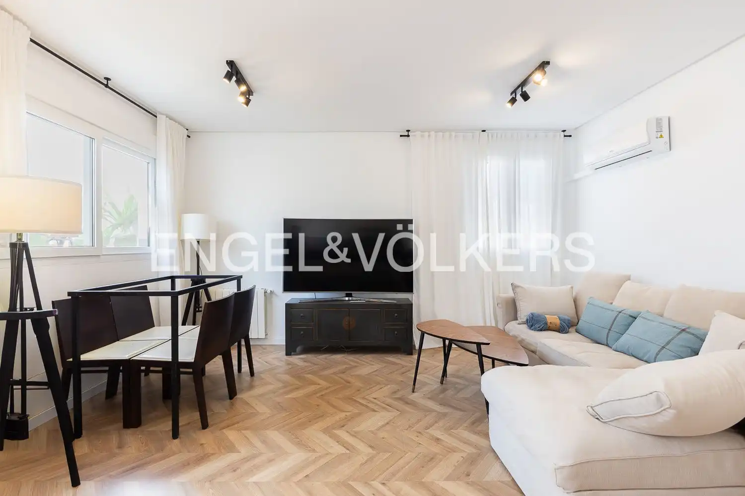 Living room of Attic for rent in Valencia  with Air Conditioner, Heating and Terrace